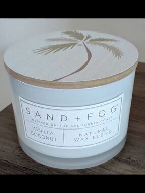 SAND + FOG Vanilla Coconut Scented Candle - White